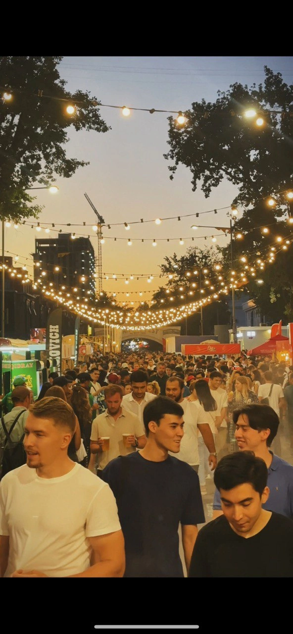 San Vito Drinks at Beer Fest 2025: Paulaner & Estrella Damm Shine Bright